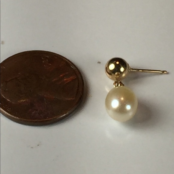 Preloved 10K Drop Pearl Earrings - Picture 5 of 5